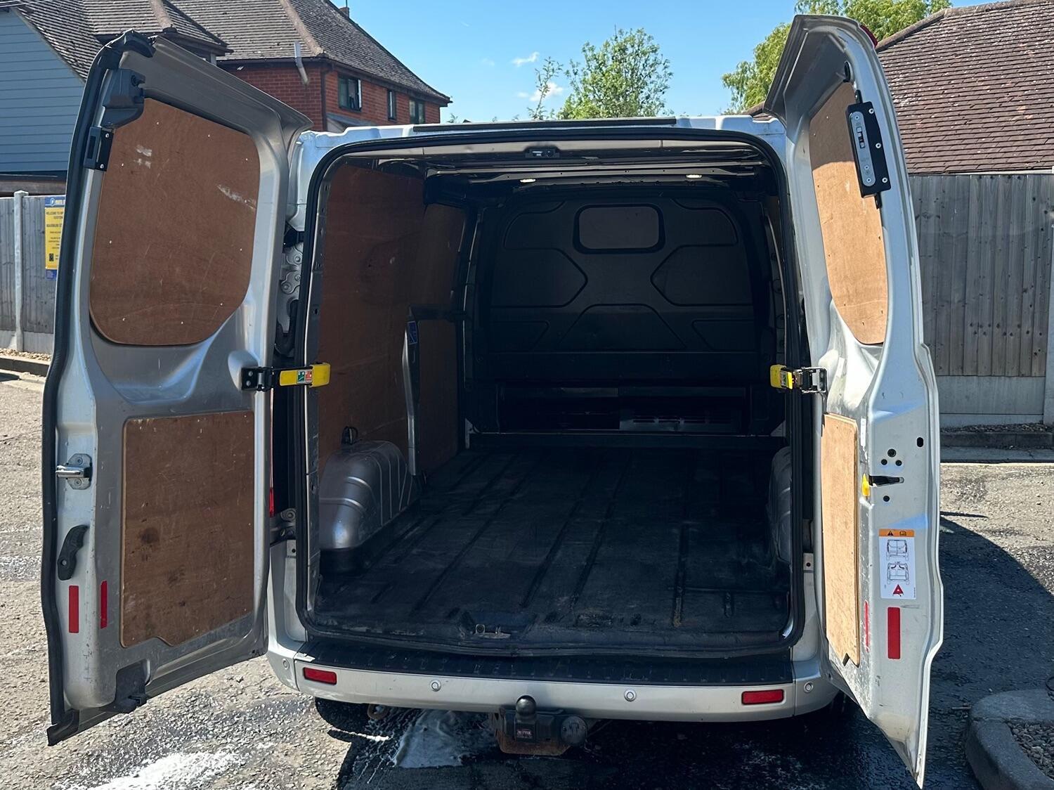 Used Ford Transit Custom 2017 for sale - 76734779: Photo 11