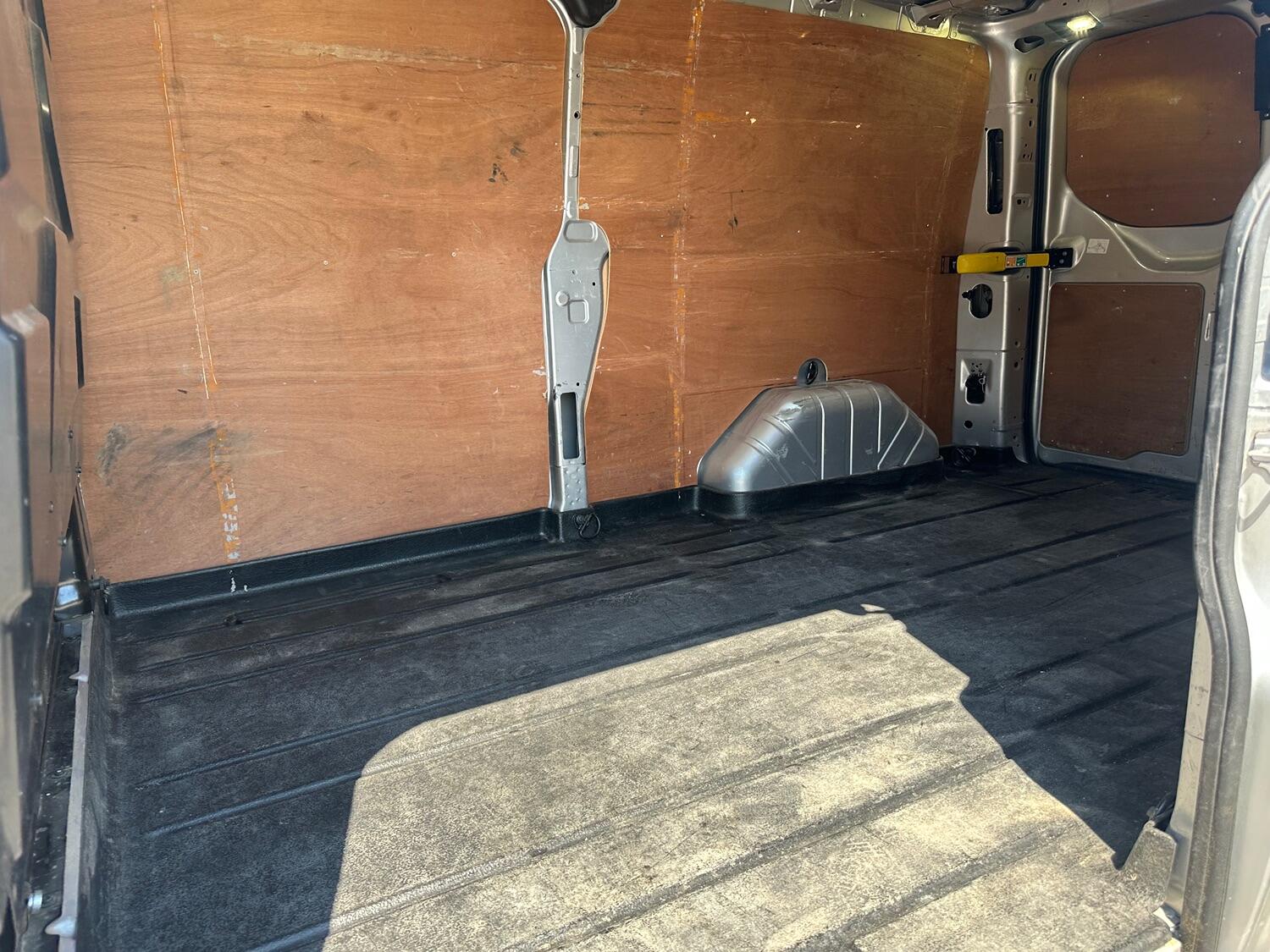 Used Ford Transit Custom 2017 for sale - 76734779: Photo 31