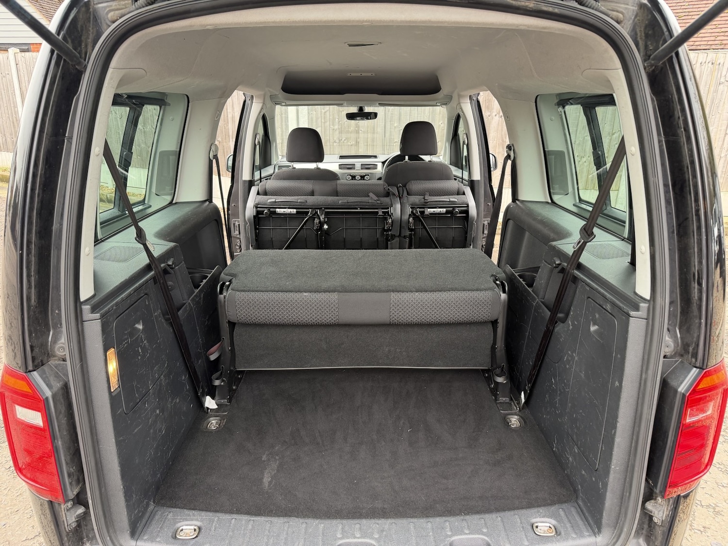 Used Volkswagen Caddy Maxi Life 2016 for sale - 78149669: Photo 16