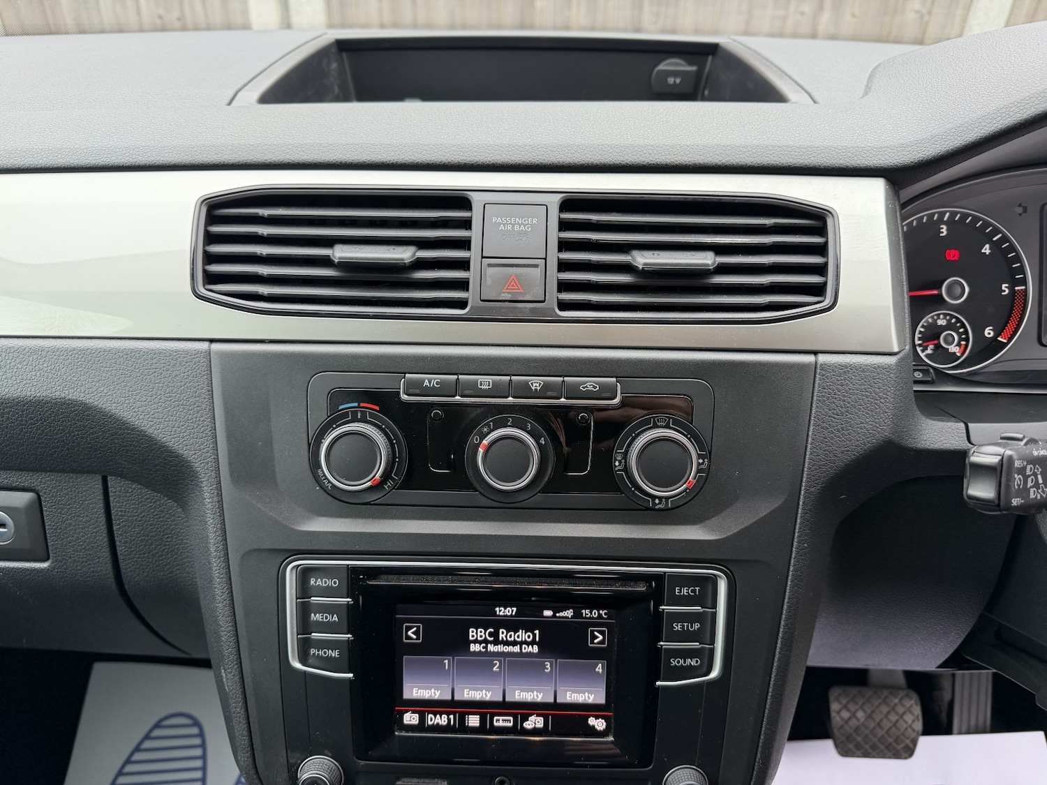 Used Volkswagen Caddy Maxi Life 2016 for sale - 78149669: Photo 28