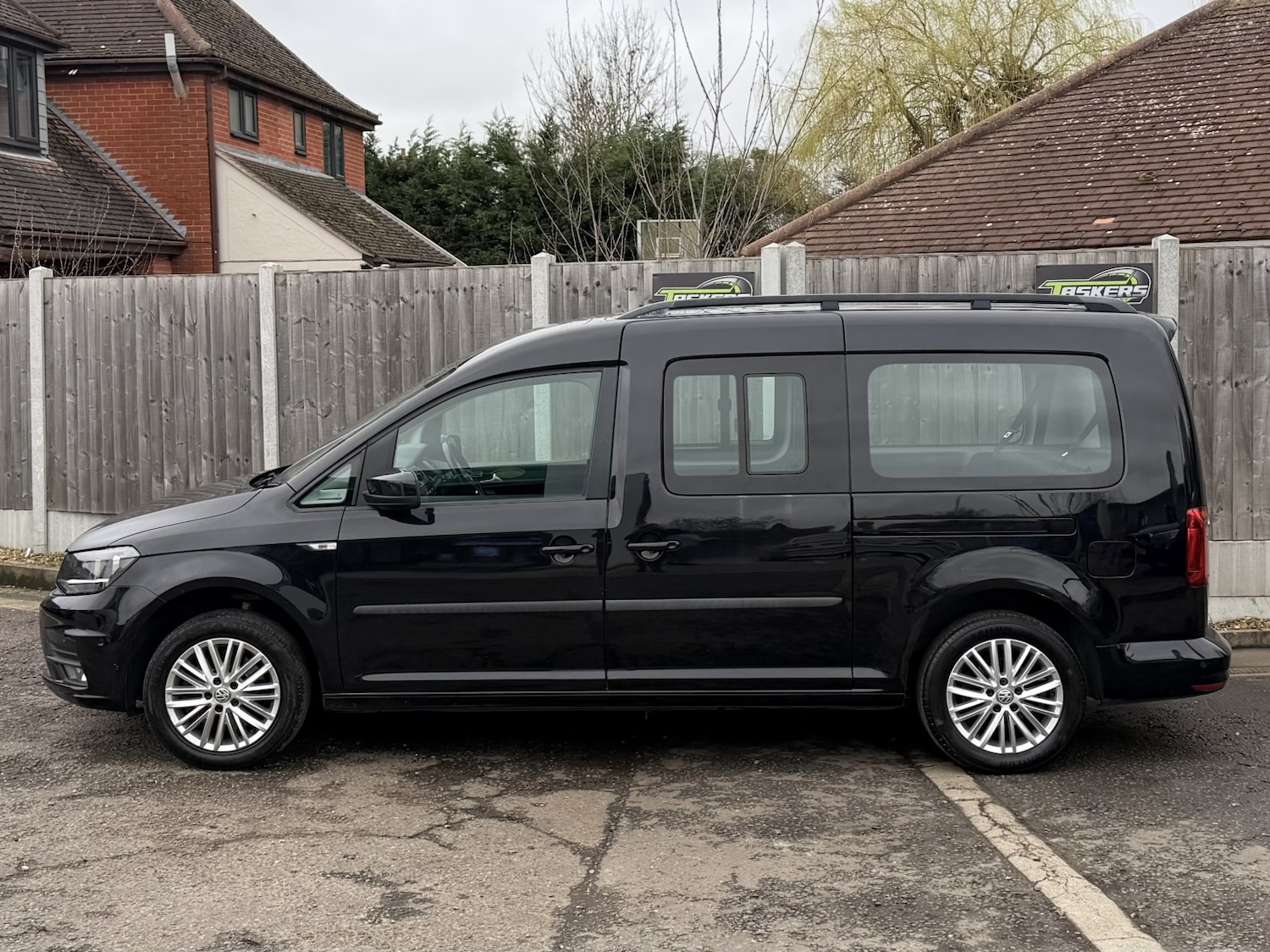 Used Volkswagen Caddy Maxi Life 2016 for sale - 78149669: Photo 4