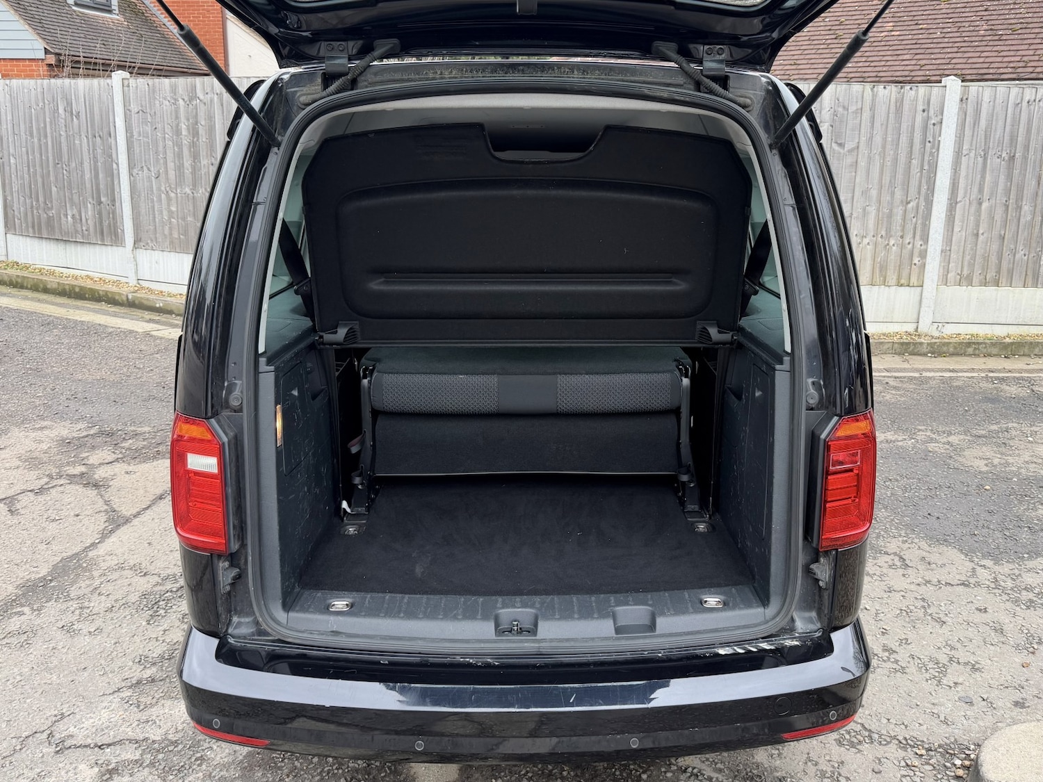 Used Volkswagen Caddy Maxi Life 2016 for sale - 78149669: Photo 8