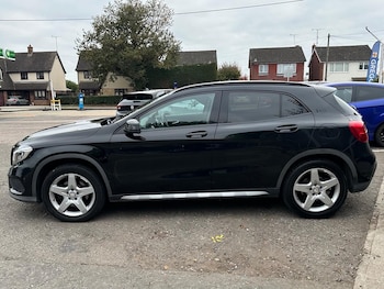 Used Mercedes-Benz GLA 2015 for sale - 76305657: Photo 4