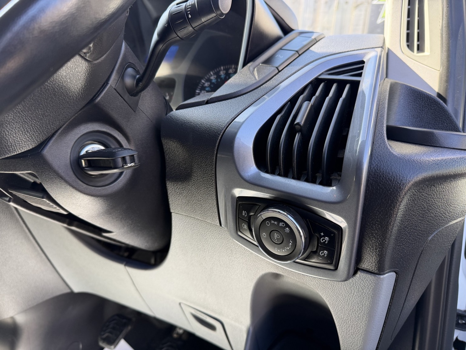 Used Ford Transit Custom 2018 for sale - 78038917: Photo 27