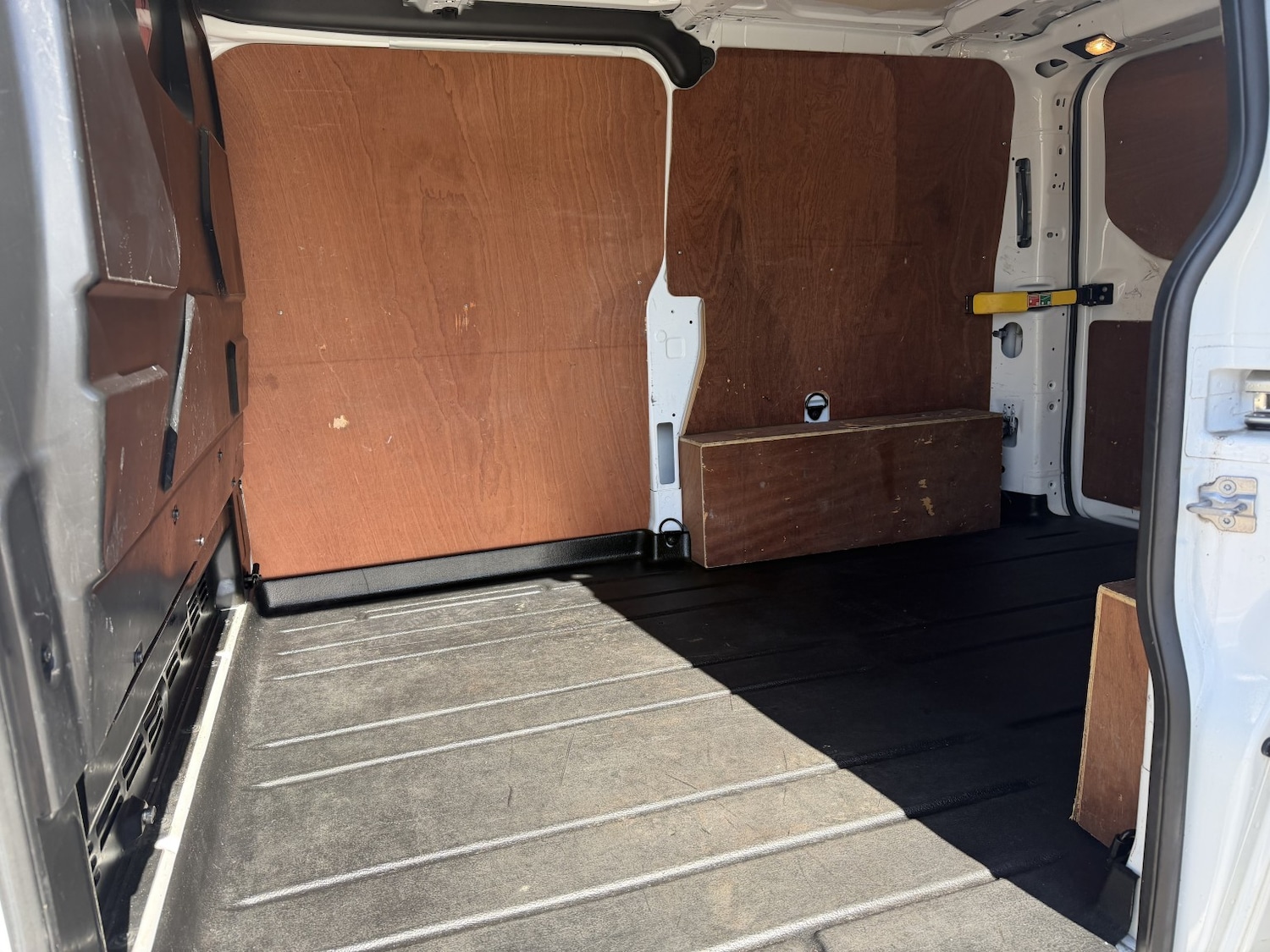 Used Ford Transit Custom 2018 for sale - 78038917: Photo 29