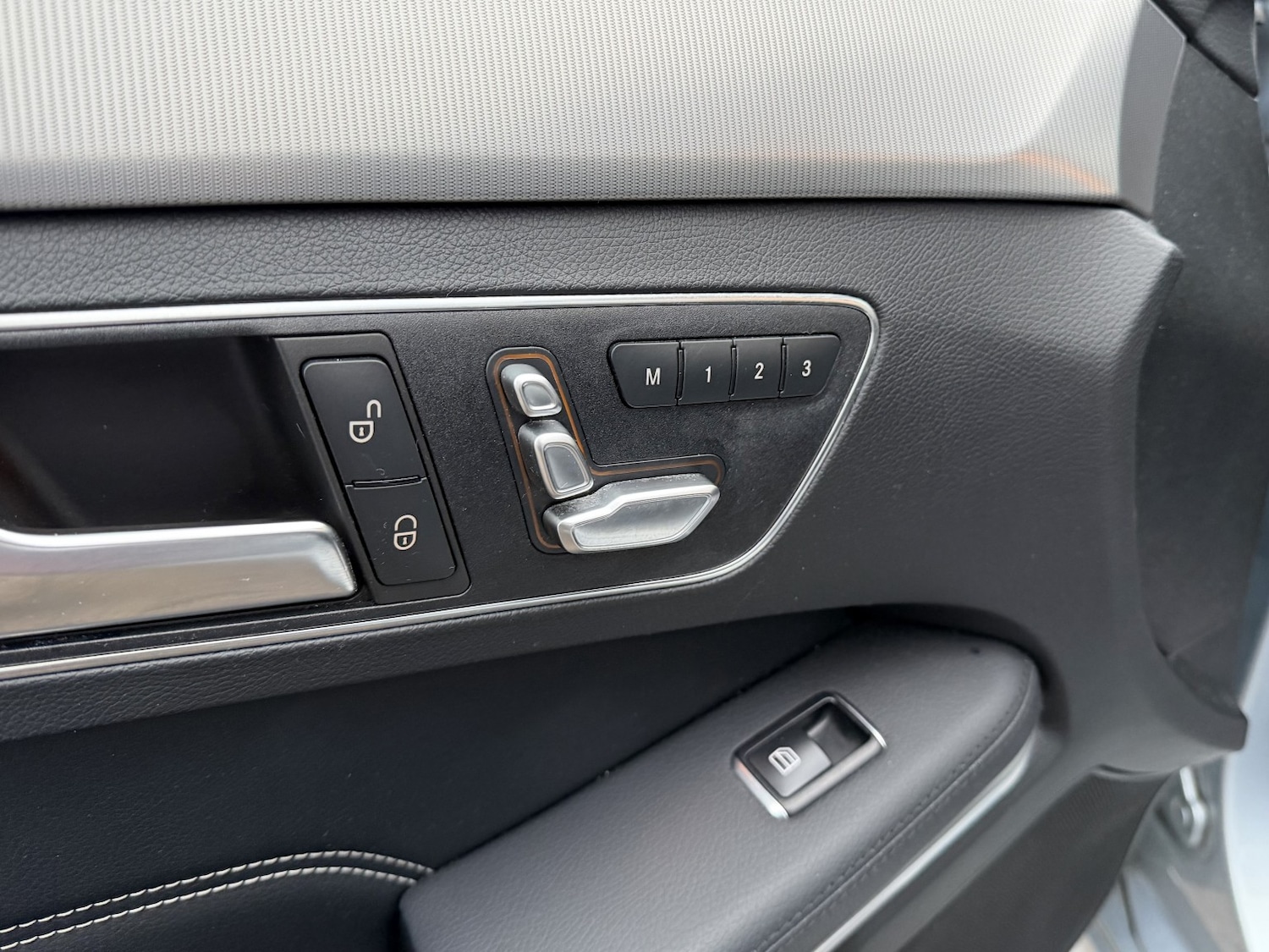 Used Mercedes-Benz E Class 2016 for sale - 77124197: Photo 42