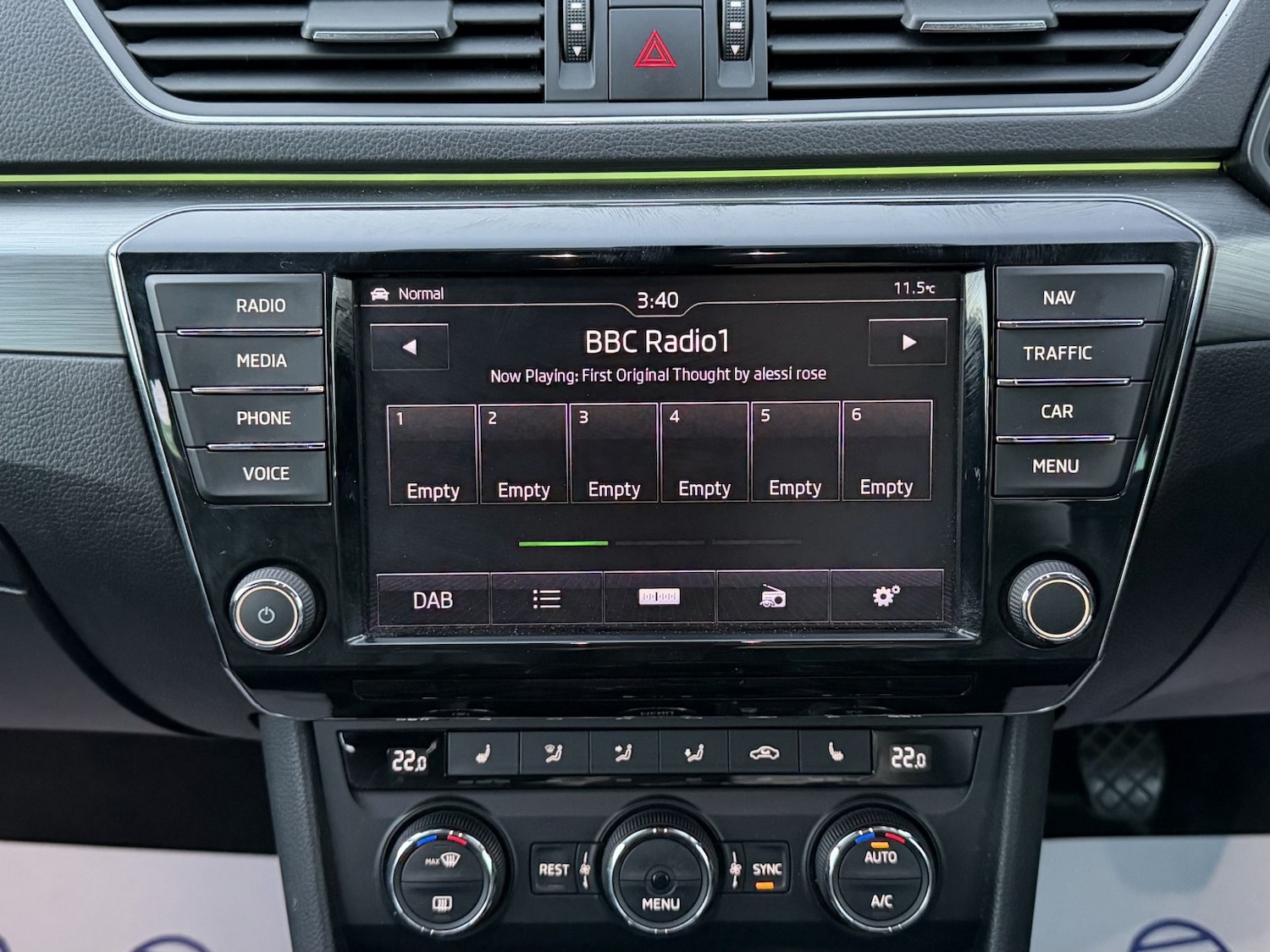 Used Skoda Superb 2016 for sale - 77313911: Photo 24