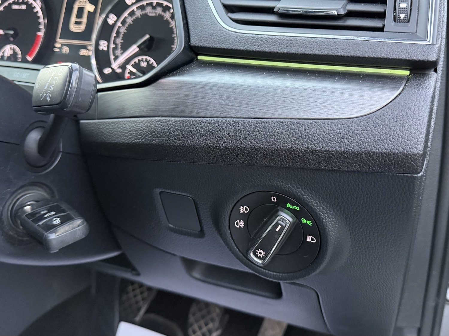 Used Skoda Superb 2016 for sale - 77313911: Photo 33