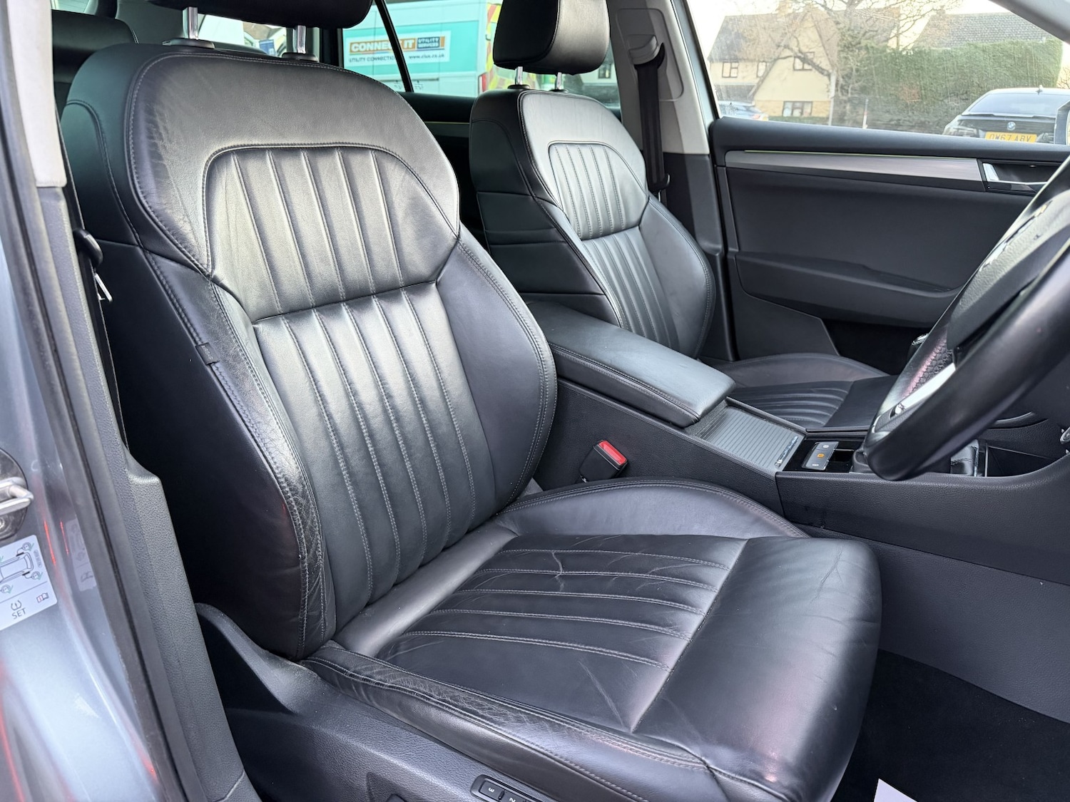 Used Skoda Superb 2016 for sale - 77313911: Photo 38