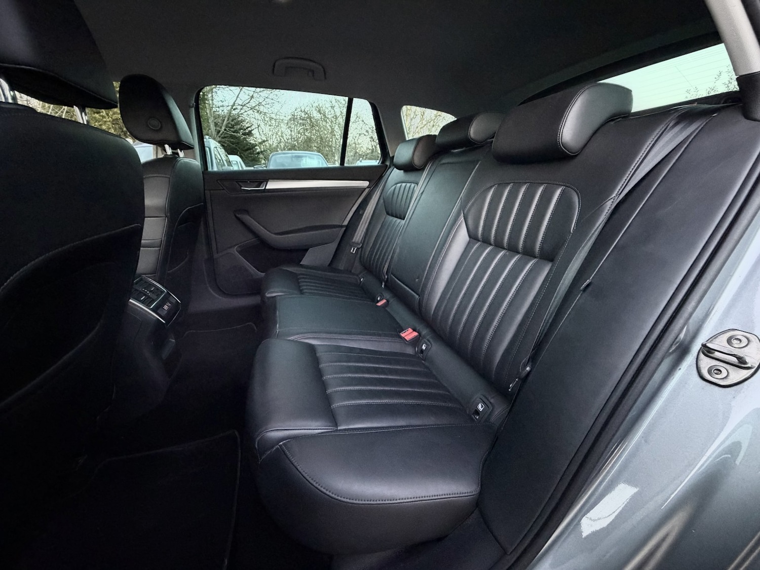 Used Skoda Superb 2016 for sale - 77313911: Photo 41