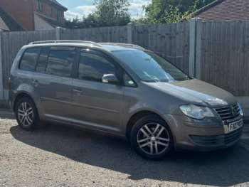 Used Volkswagen Touran 2007 for sale - 74949629: Photo