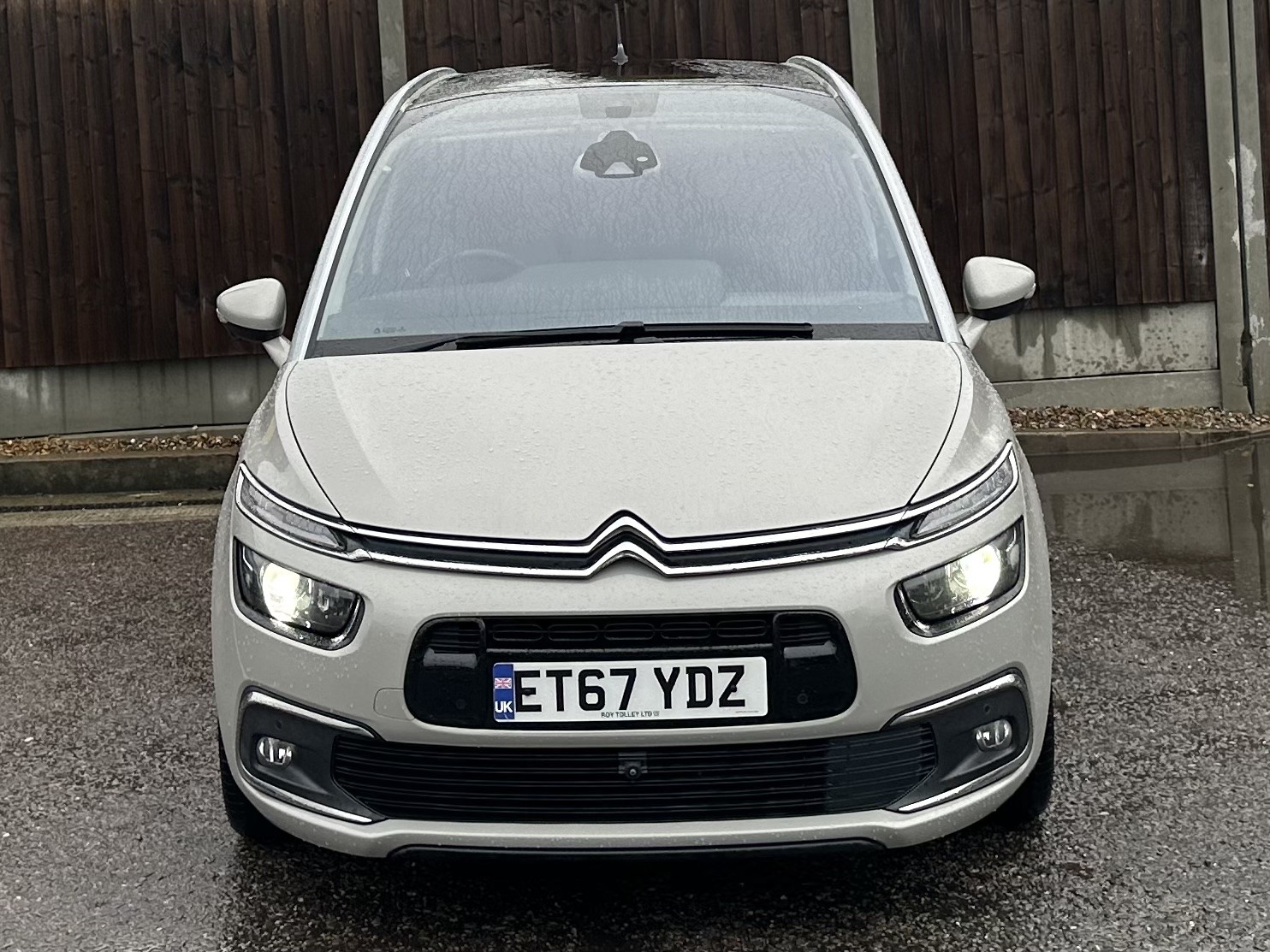 Used Citroen C4 Grand Picasso 2018 for sale - 76591525: Photo 2