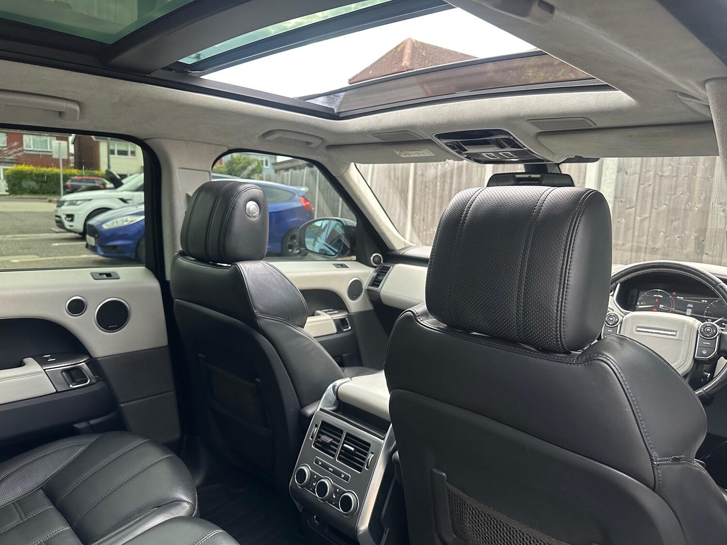 Used Land Rover Range Rover Sport 2015 for sale - 76482849: Photo 14