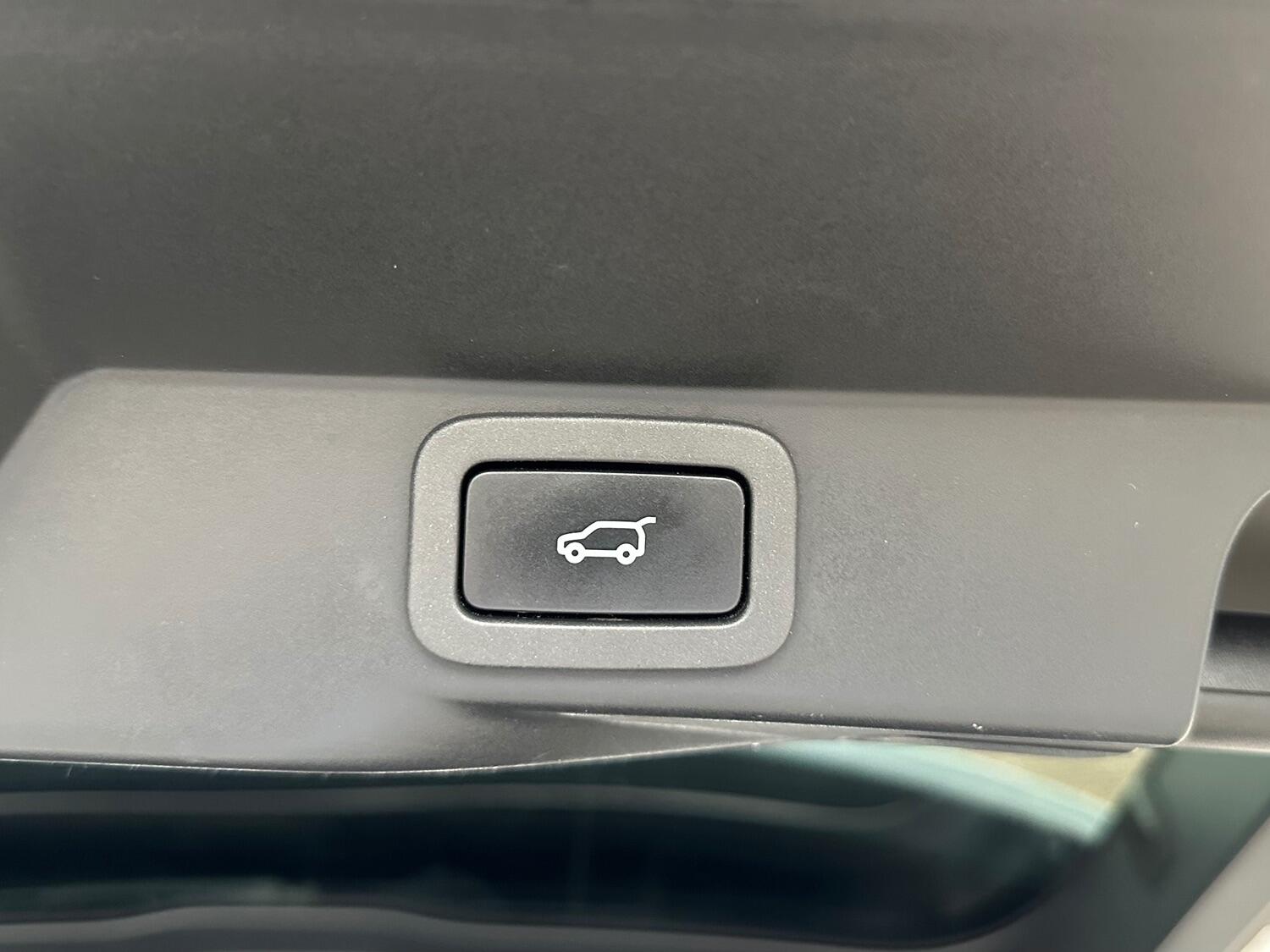 Used Land Rover Range Rover Sport 2015 for sale - 76482849: Photo 17