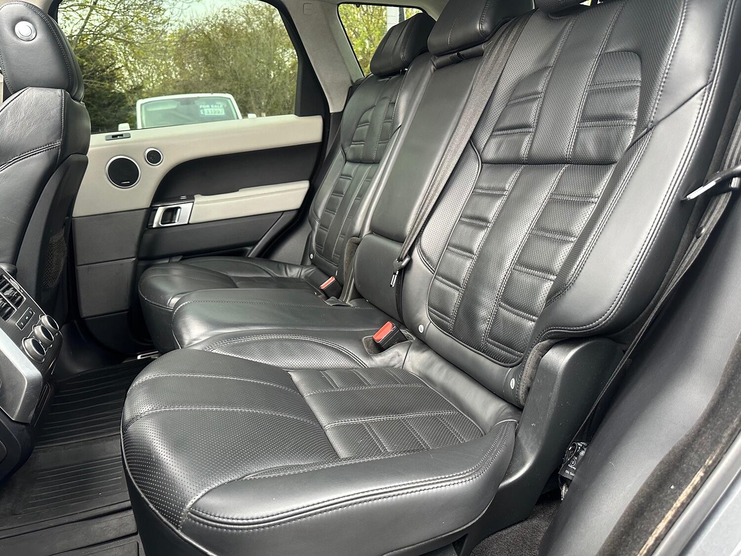 Used Land Rover Range Rover Sport 2015 for sale - 76482849: Photo 46