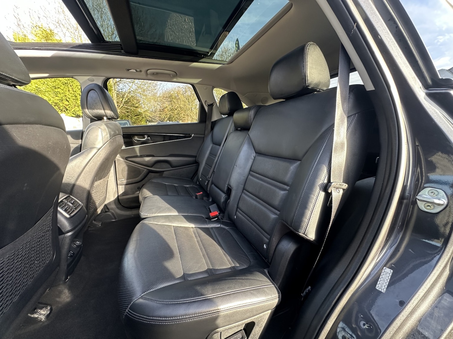 Used Kia Sorento 2015 for sale - 76571083: Photo 23