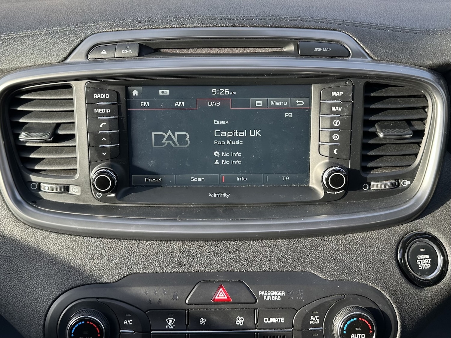 Used Kia Sorento 2015 for sale - 76571083: Photo 32