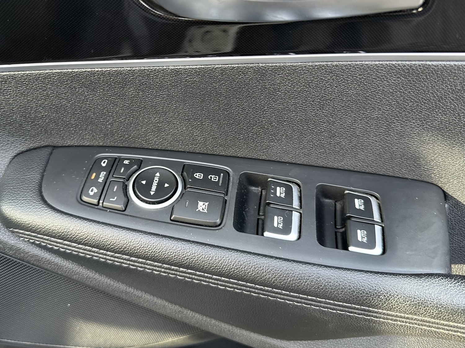 Used Kia Sorento 2015 for sale - 76571083: Photo 42