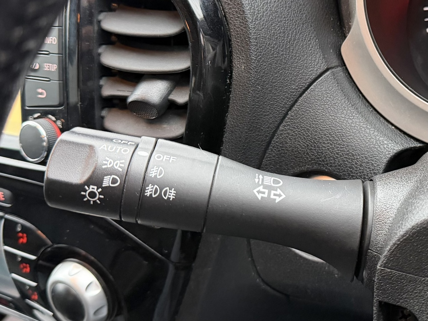 Used Nissan Juke 2016 for sale - 76799300: Photo 25