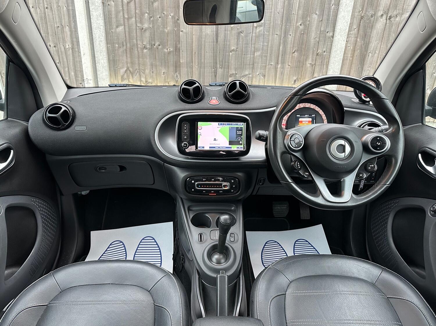 Used smart fortwo 2018 for sale - 76591452: Photo 11