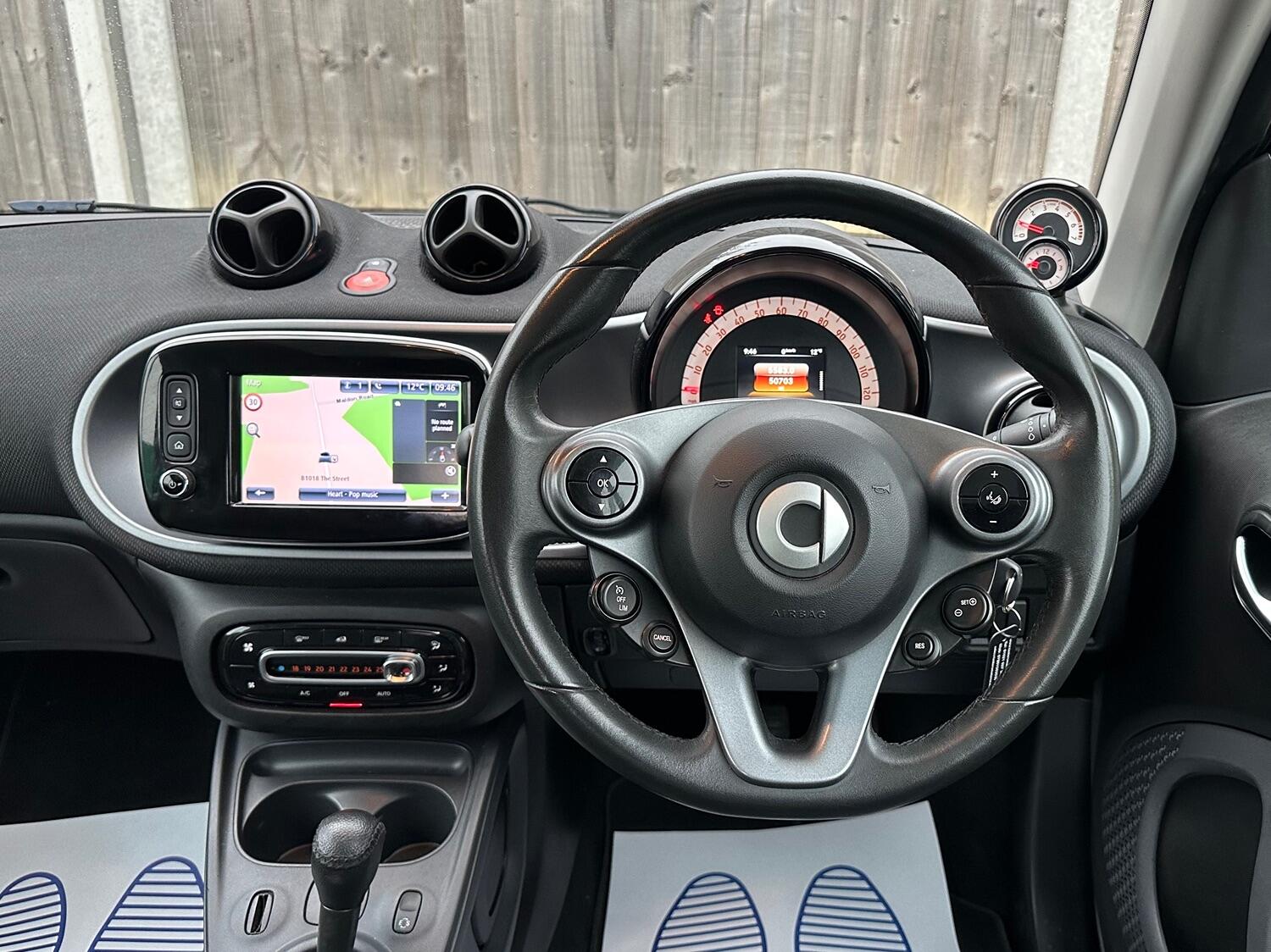 Used smart fortwo 2018 for sale - 76591452: Photo 21
