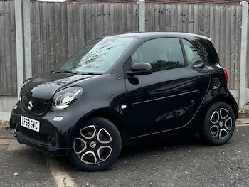 Used smart fortwo 2018 for sale - 76591452: Photo