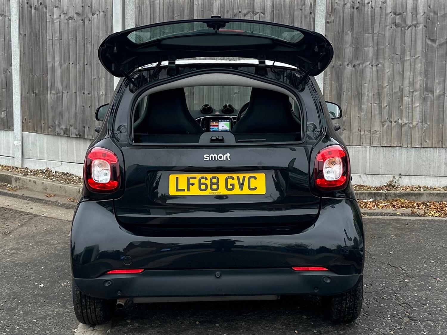 Used smart fortwo 2018 for sale - 76591452: Photo 7