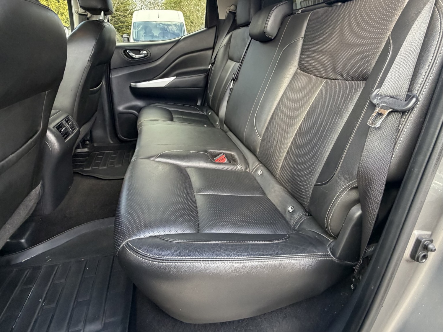 Used Nissan Navara 2018 for sale - 78149685: Photo 14