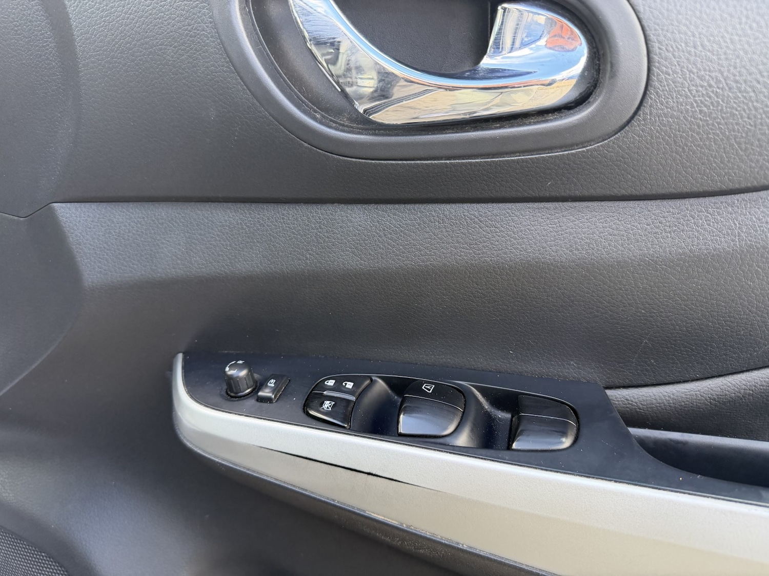 Used Nissan Navara 2018 for sale - 78149685: Photo 30