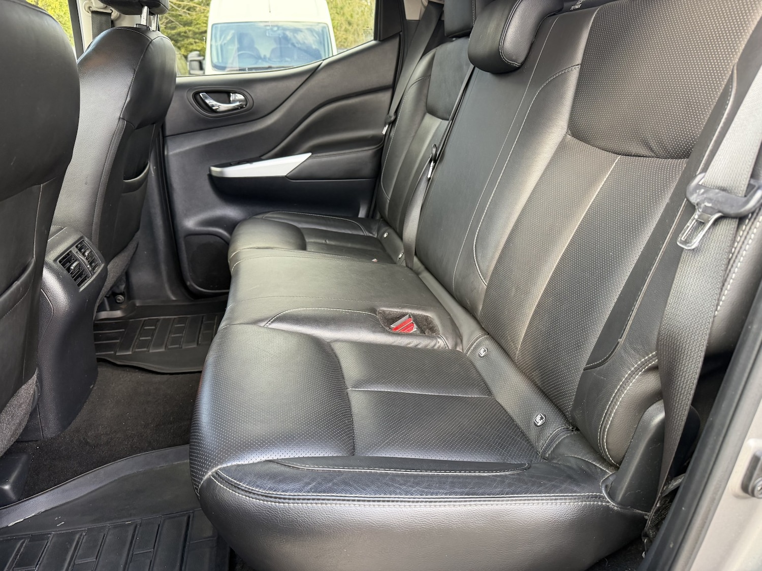 Used Nissan Navara 2018 for sale - 78149685: Photo 36