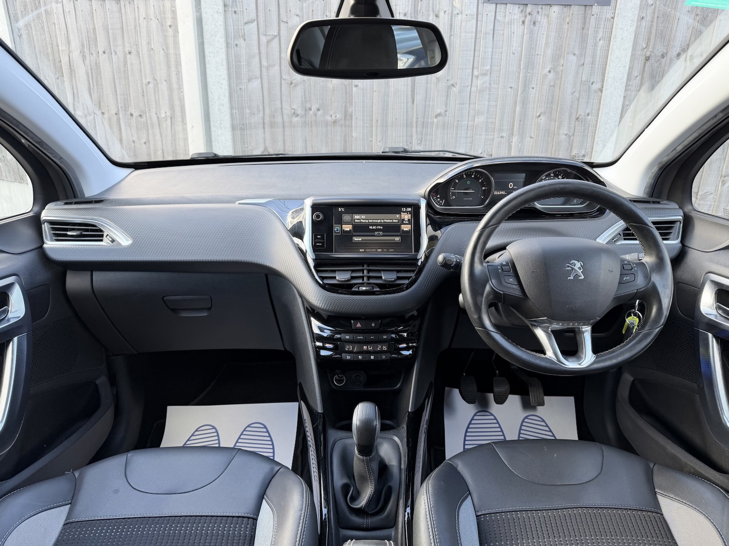 Used Peugeot 2008 2015 for sale - 77558557: Photo 10