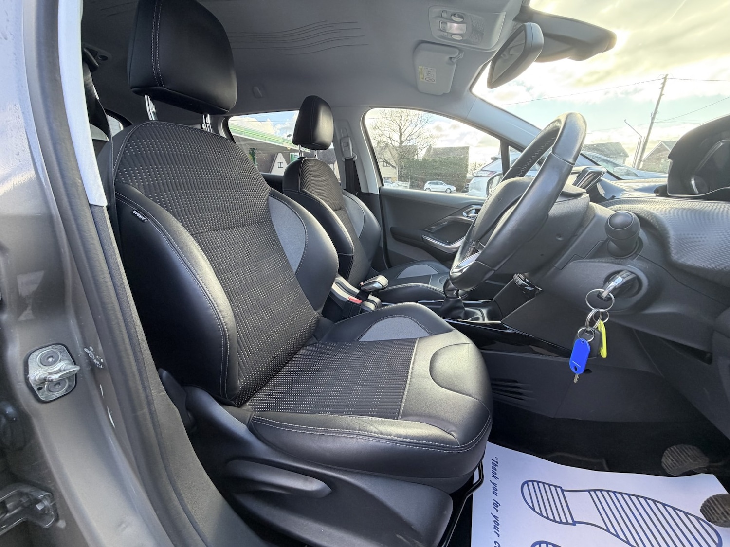 Used Peugeot 2008 2015 for sale - 77558557: Photo 12