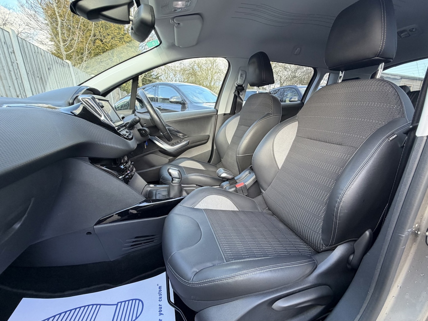 Used Peugeot 2008 2015 for sale - 77558557: Photo 16