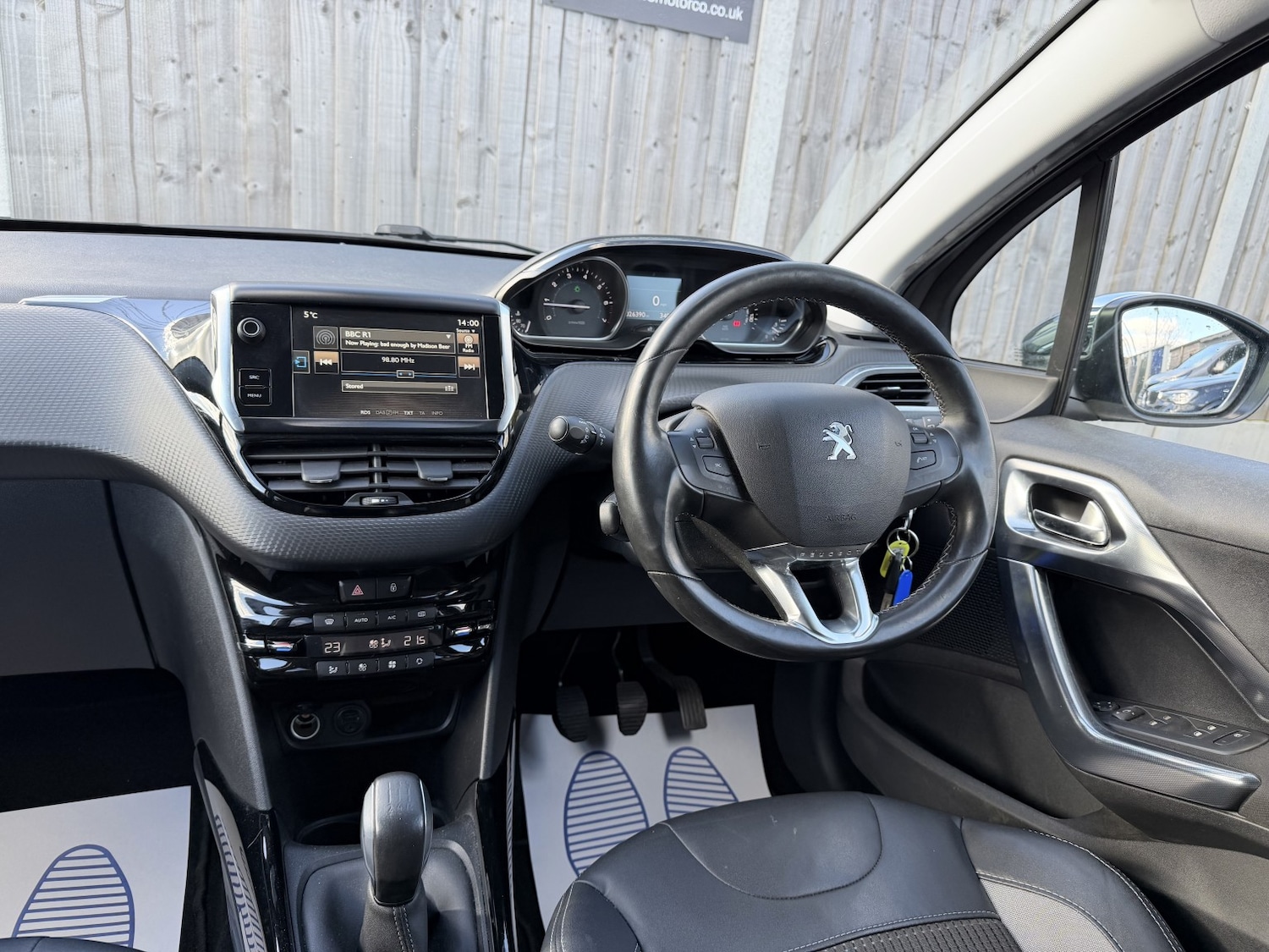 Used Peugeot 2008 2015 for sale - 77558557: Photo 18
