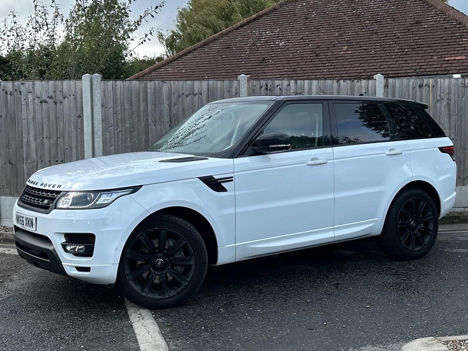 Used Land Rover Range Rover Sport 2016 for sale - 76591578: Photo 3