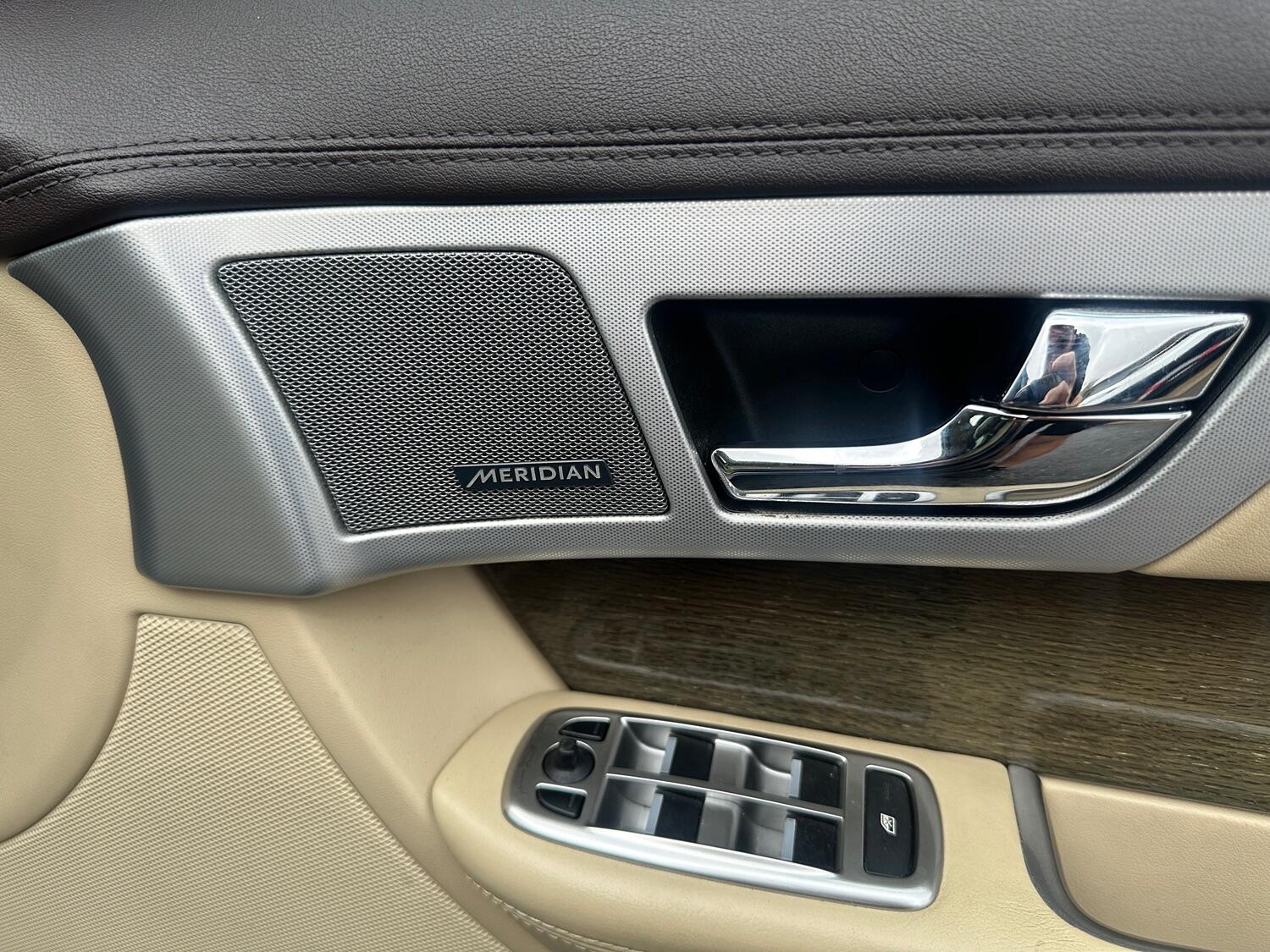 Used Jaguar XF 2013 for sale - 76793711: Photo 30