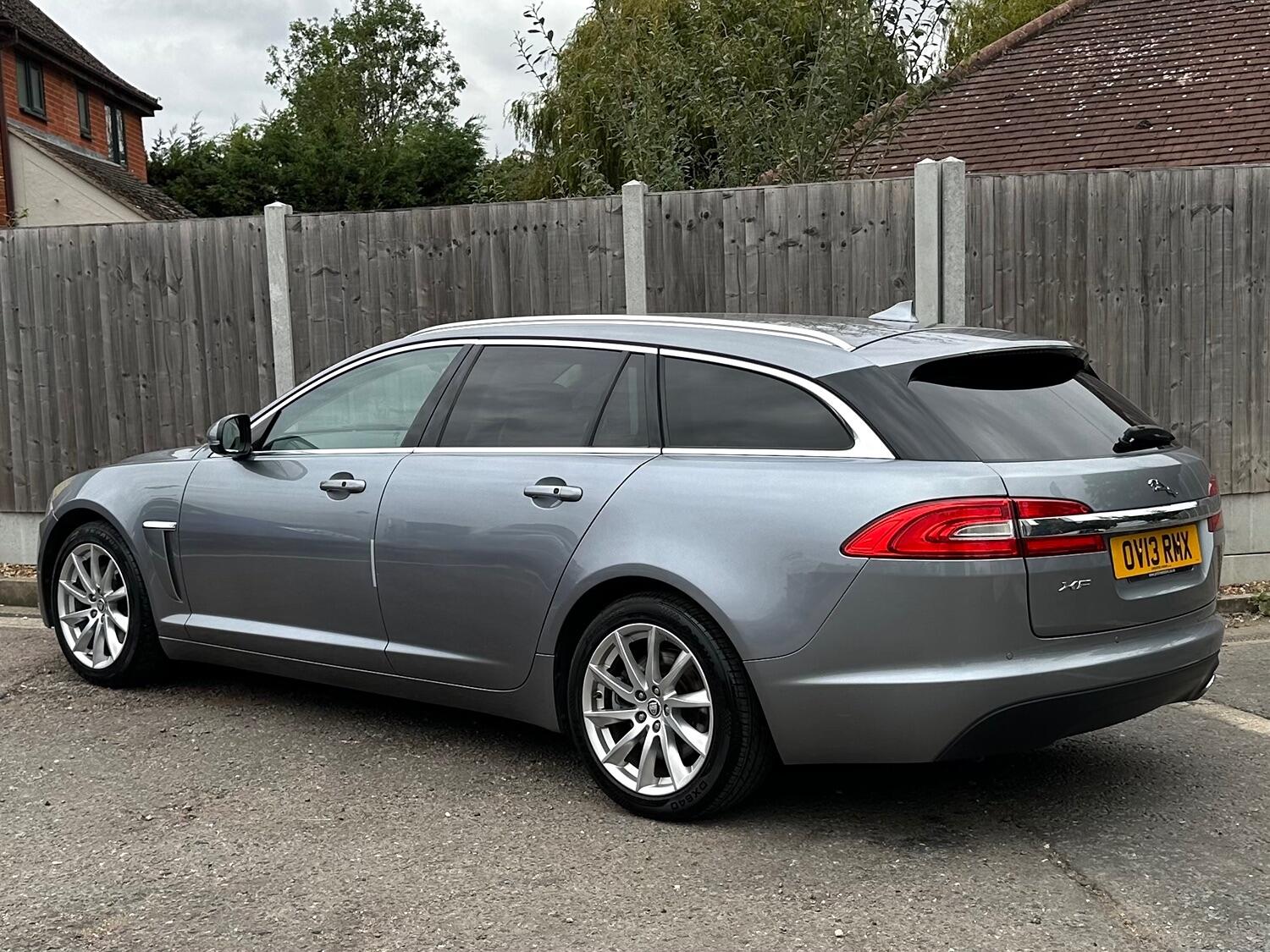 Used Jaguar XF 2013 for sale - 76591544: Photo 5