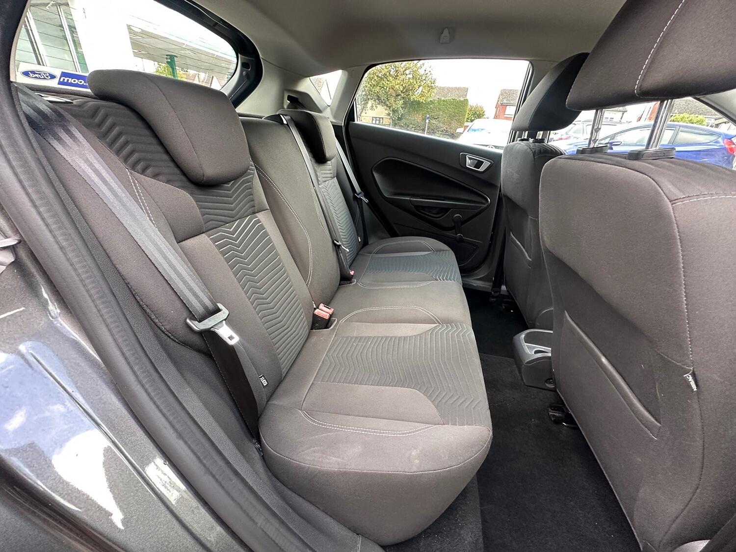 Used Ford Fiesta 2015 for sale - 76211947: Photo 13