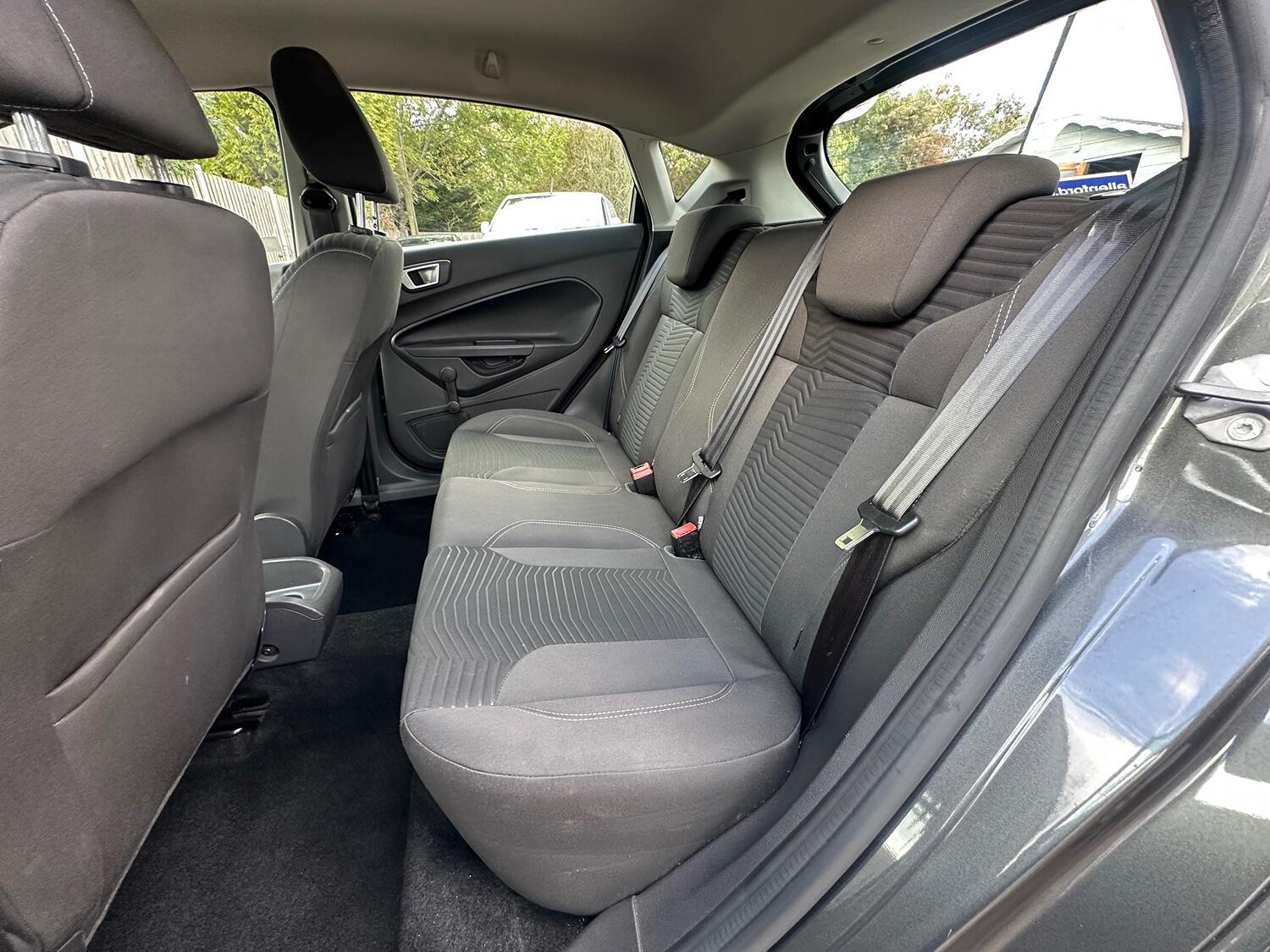 Used Ford Fiesta 2015 for sale - 76211947: Photo 15