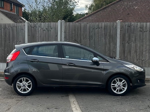 Used Ford Fiesta 2015 for sale - 76211947: Photo 9