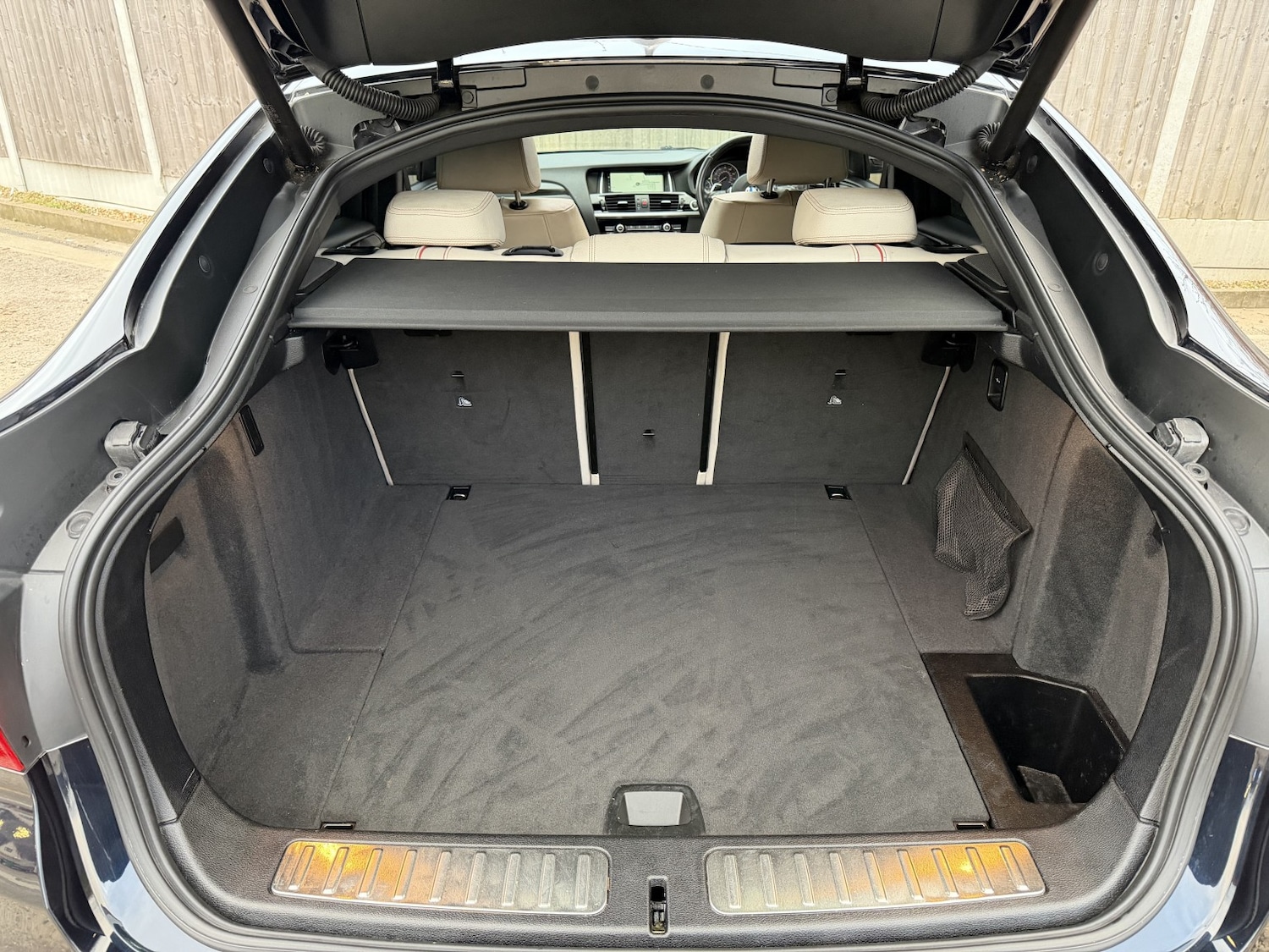 Used BMW X4 2017 for sale - 78038963: Photo 16