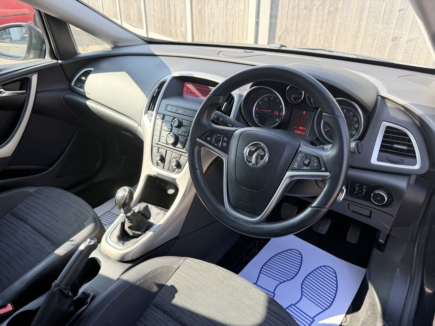 Used Vauxhall Astra 2014 for sale - 77977024: Photo 11