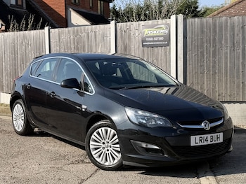 Used Vauxhall Astra 2014 for sale - 77977024: Photo