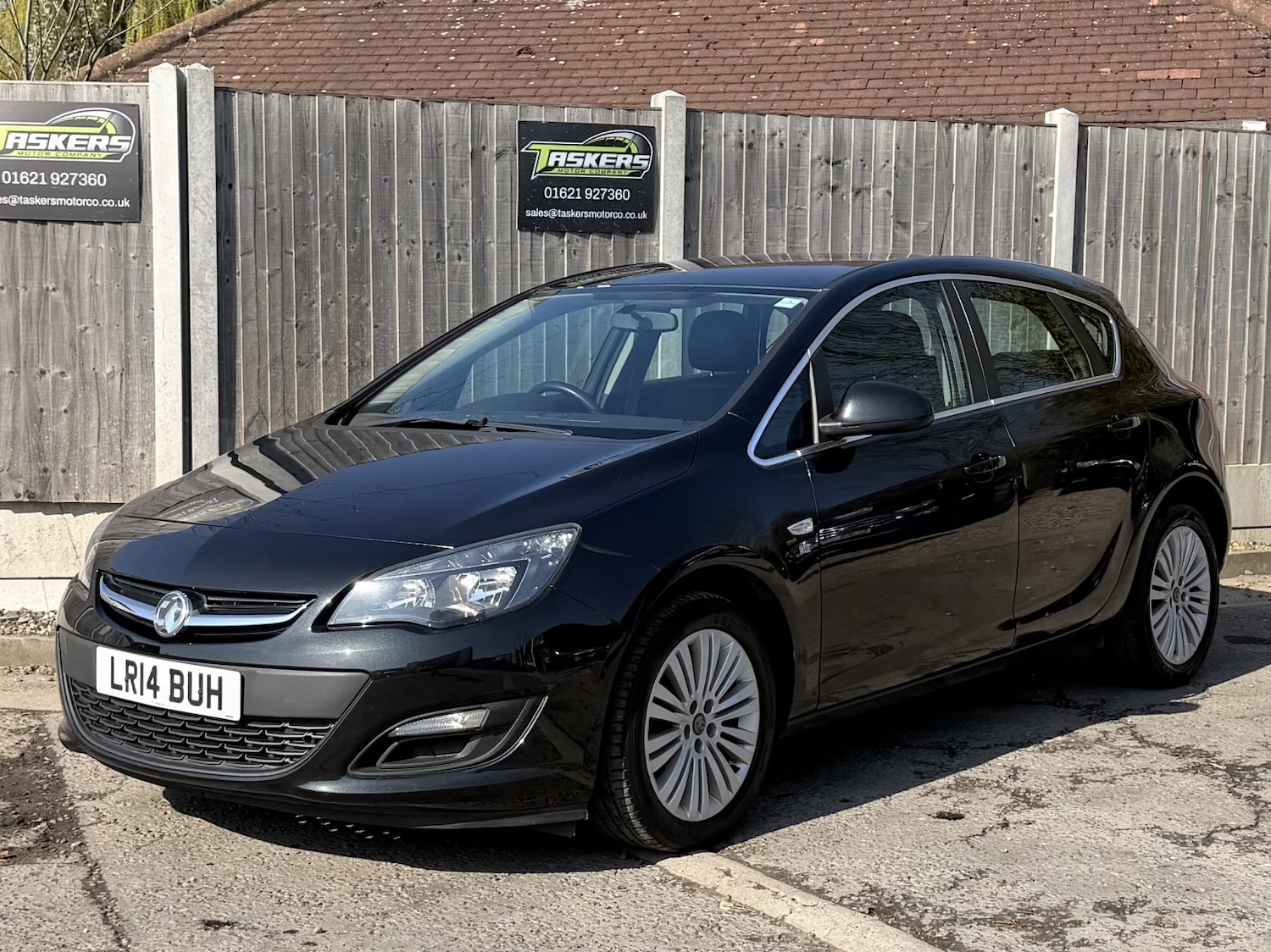 Used Vauxhall Astra 2014 for sale - 77977024: Photo 25