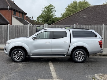 Used Nissan Navara 2017 for sale - 78640222: Photo