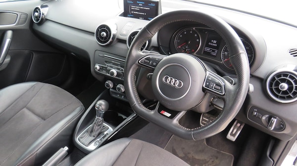 Used Audi A1 2018 for sale - 76215049: Photo 3