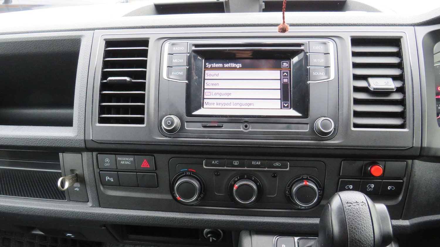 Used Volkswagen Transporter Shuttle 2020 for sale - 76512779: Photo 19