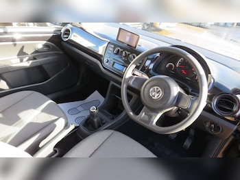 Used Volkswagen up! 2014 for sale - 78135934: Photo
