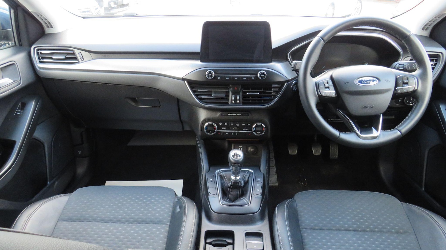 Used Ford Focus 2019 for sale - 77304945: Photo 2