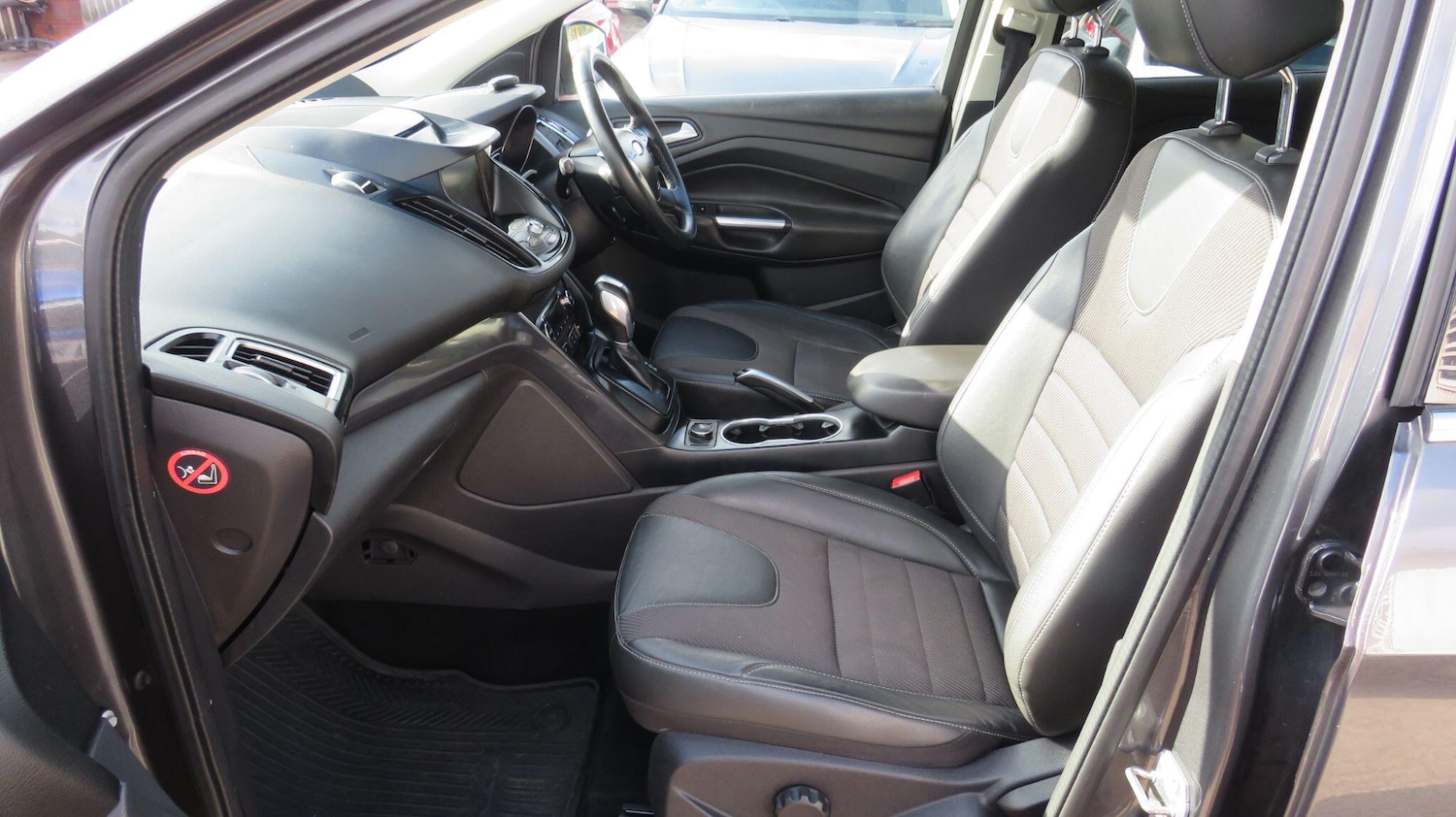 Used Ford Kuga 2015 for sale - 76371360: Photo 17